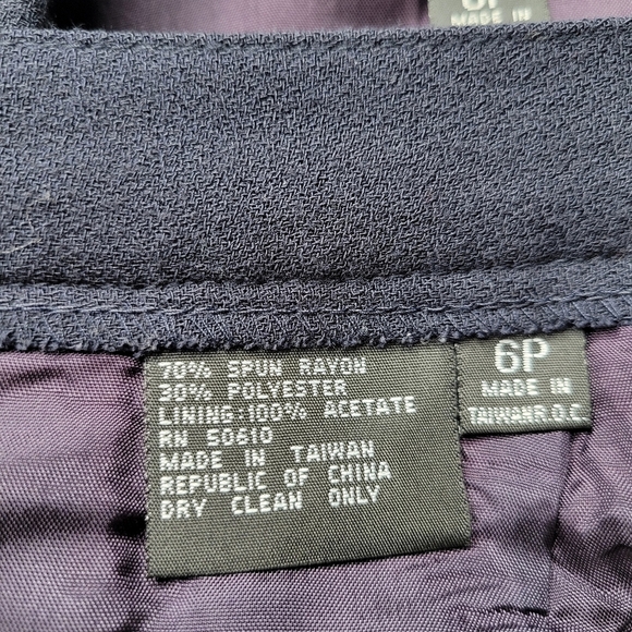 Kasper ASL Skirt Suit Size 6P Navy Longer Length 3 Button Blazer Pleated Petite - Picture 8 of 9